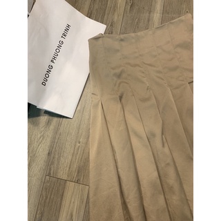 Melanie Skirt-Chân váy xếp ly bo eo tôn dáng-By.Trinnie