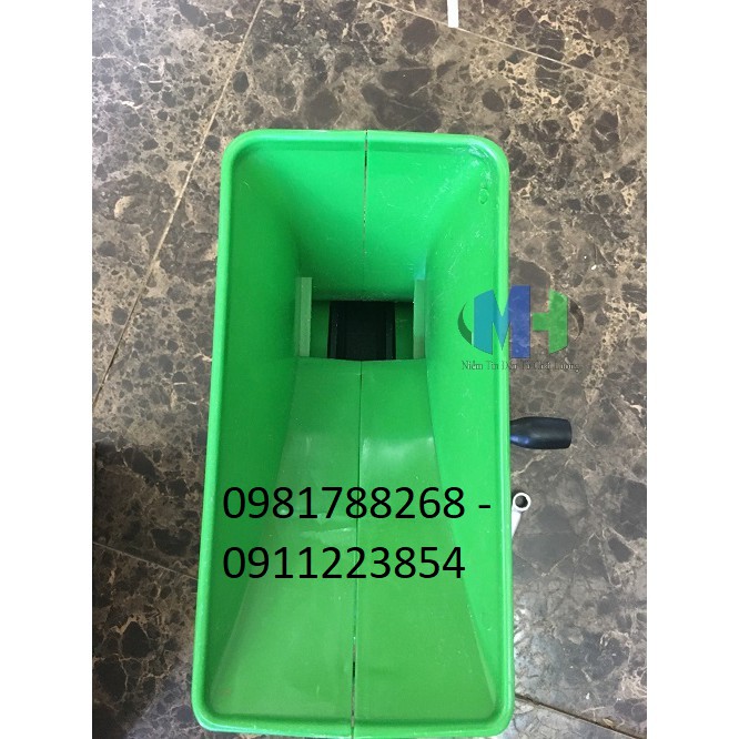 Máy bóc vỏ hạt sen tươi - Máy tách vỏ sen thủ công