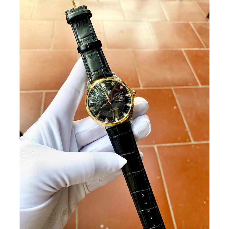 Đồng Hồ Pin NAM OME.GA OM055 Chống Xước, Chống Nước - TẶNG 1 Vòng Tỳ Hưu + 2 pin AG4