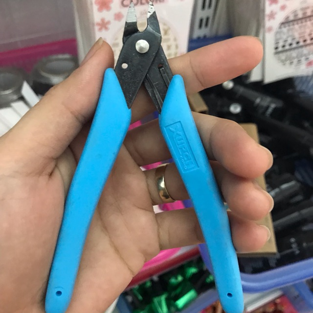 Kìm phá đá nail siêu nhanh