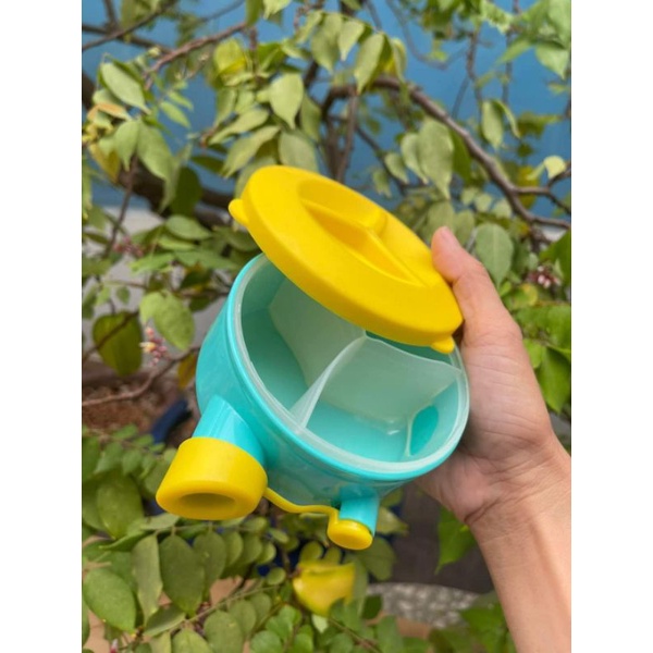 Hộp chia bột, chia sữa..