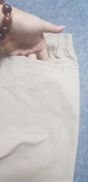 Quần short lưng thun ngang gối | BigBuy360 - bigbuy360.vn