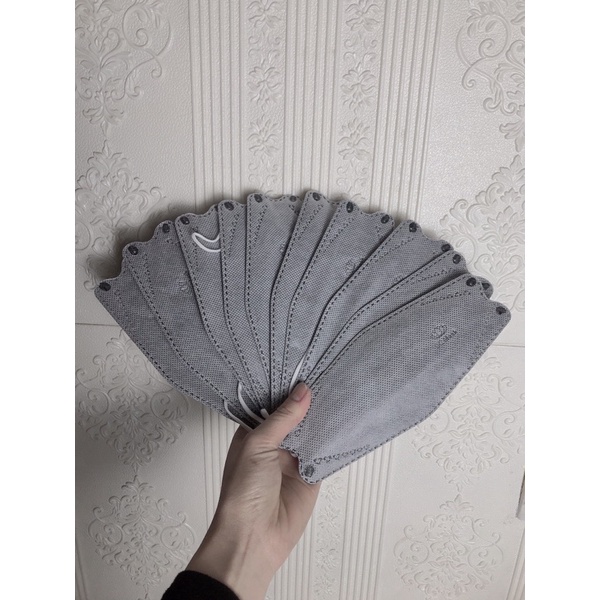 Thùng 300 chiếc Khẩu trang y tế 4 lớp KF94 DC MASK màu Xám kháng khuẩn lọc bụi mịn, tiêu chuẩn Hàn Quốc