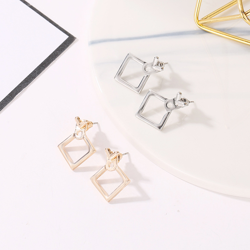 Hoa Tai Hình Tam Giác 3d Đơn Giản Thời Trang Cho Nữ