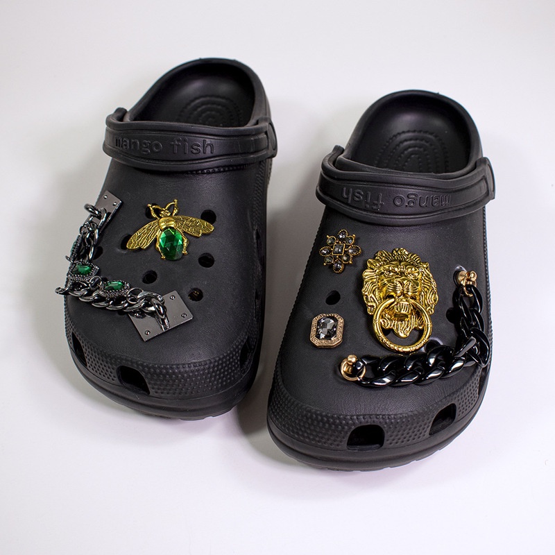Bộ Phụ Kiện Dây Xích Gắn Đế Giày Crocs Trang Trí Phong Cách Cổ Điển Có Thể Tháo Rời