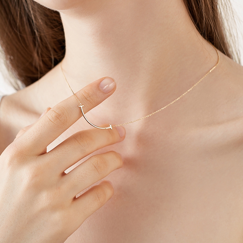 Dây chuyền MAYEBE LAVEND bằng chất liệu thép titan hình khuôn miệng cười dễ thương dành cho nữ