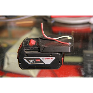 Đế chuyển pin Bosch 18v đã có tiếp điểm.