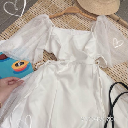 VÁY TRẮNG TAY LƯỚI BUỘC DÂY EO