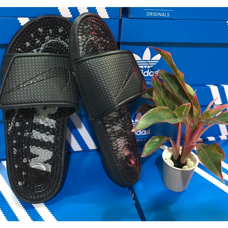 Dép gai massage xk quai dán  - màu đen 183.000đ