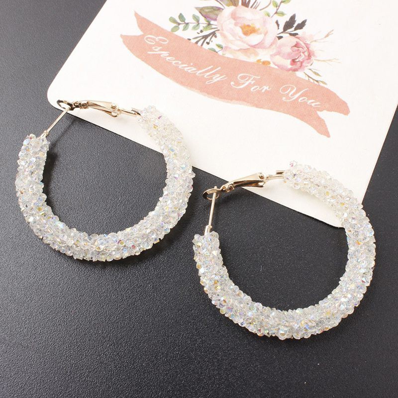 Khuyên tai tròn đính đá pha lê cổ điển