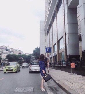 Đầm suông caro