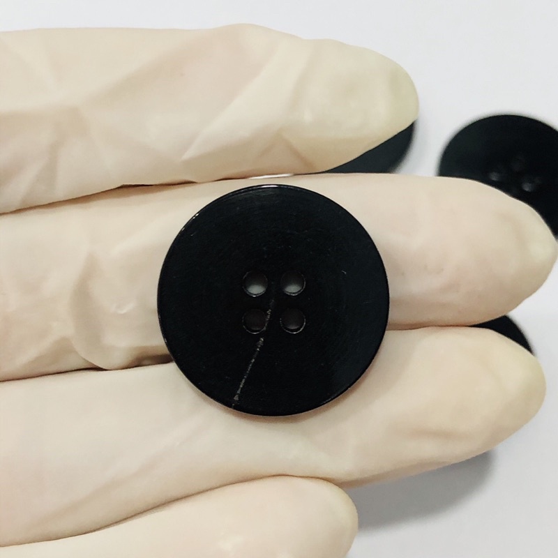 10 Nút sừng thật real horn màu black 34L 2.2cm