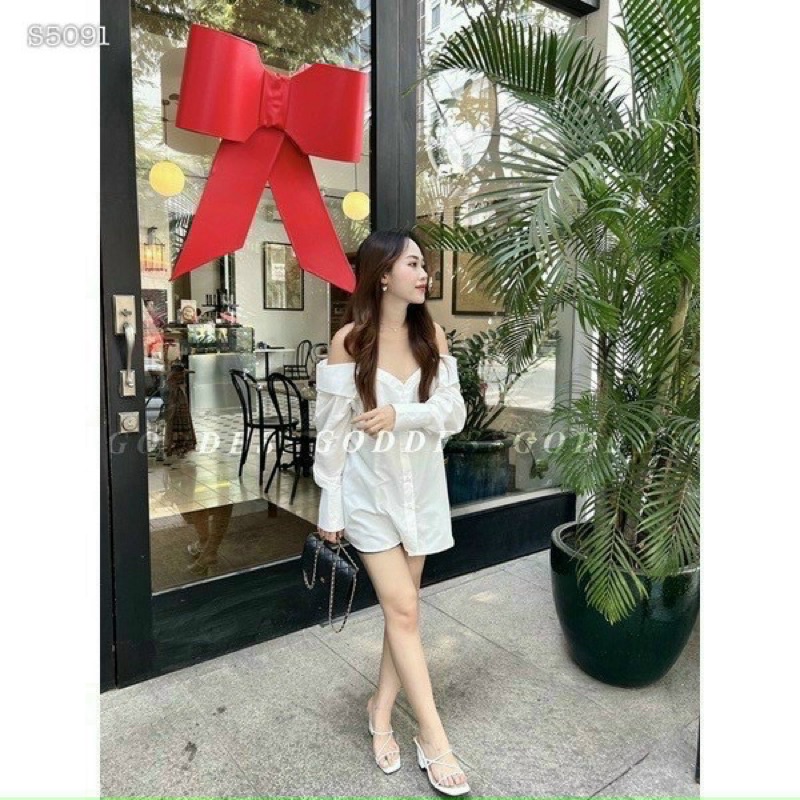 ÁO SƠ MI TRỄ VAI PHỐI LƯỚI
