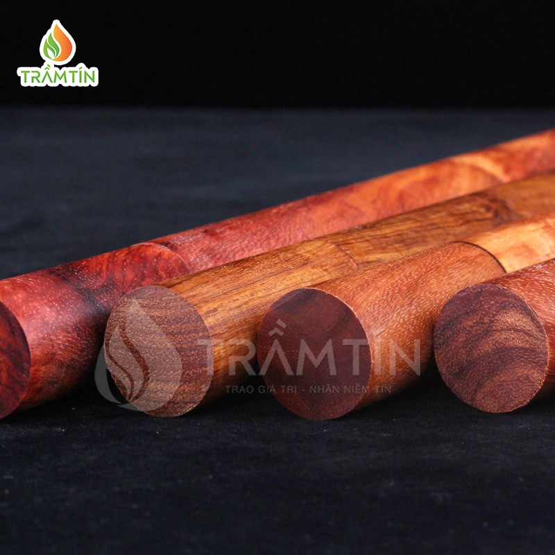Ống đựng nhang  bằng gỗ; kích thước 24,5cm đựng nhang trầm không tăm, dùng để đựng hương  dài khoảng  20cm