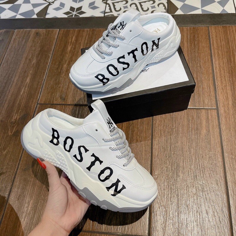 [MUA 1 TẶNG 1]Giày sục Boston cao 5 phân phong cách hàn quốc( tặng vớ)