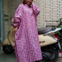 Áo mưa bit trùm hoa văn đẹp