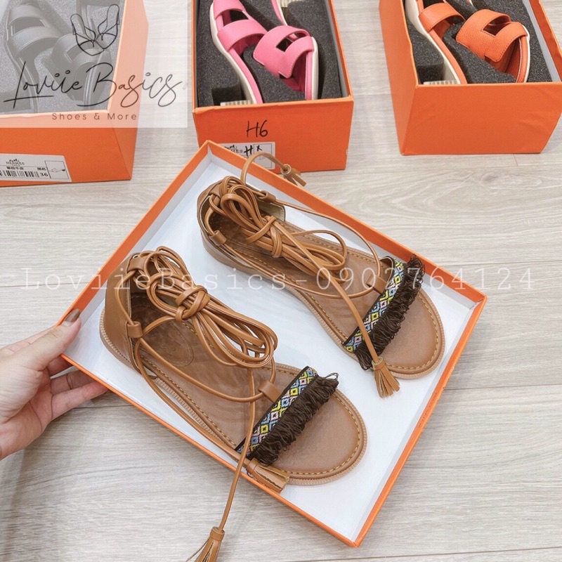 SANDAL NỮ LOVIIE BASICS-GIÀY SANDAL NỮ CHIẾN BINH ĐI BIỂN QUAI NGANG THỔ CẨM - SANDAL CHIẾN BINH QUAI NGANG  S210522