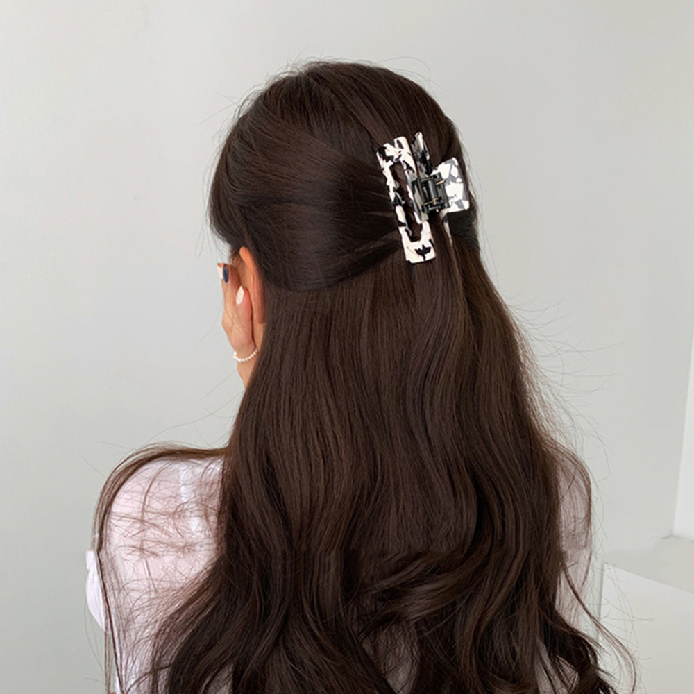 Kẹp tóc họa tiết bò sữa xinh xắn cho nữ