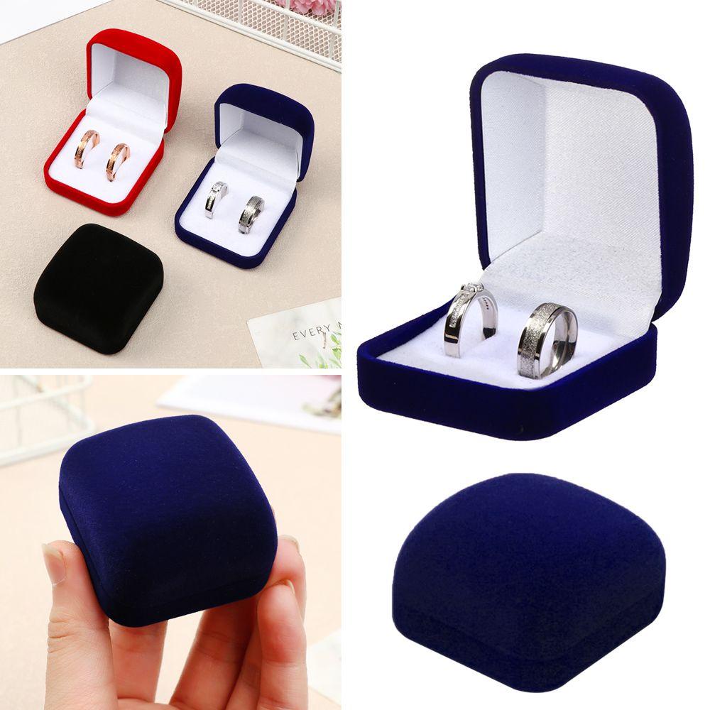 Hộp Đựng Nhẫn Bằng Vải Nhung Tinh Tế