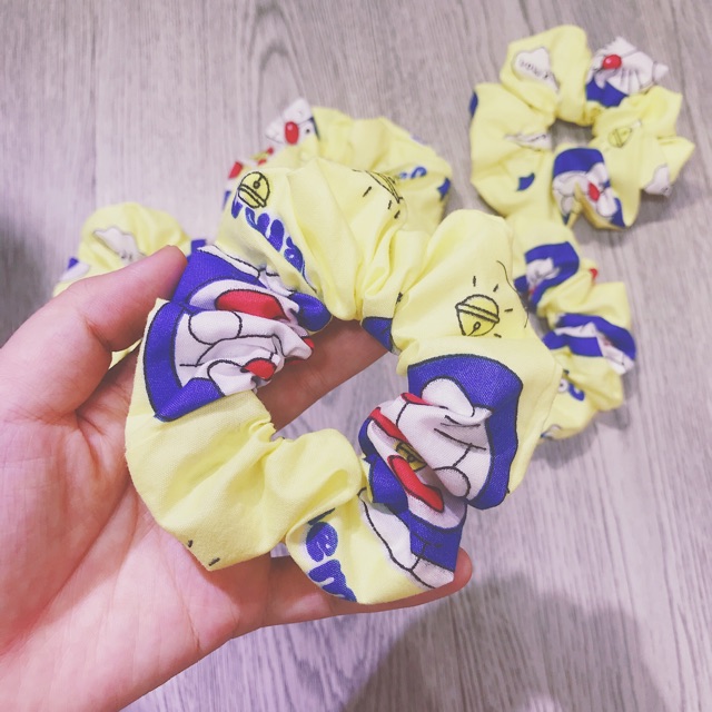 Scrunchies cột tóc vải hình Đô Rê Mon ,BÒ SỮA ,BẠCH TUỘC siêu xinh