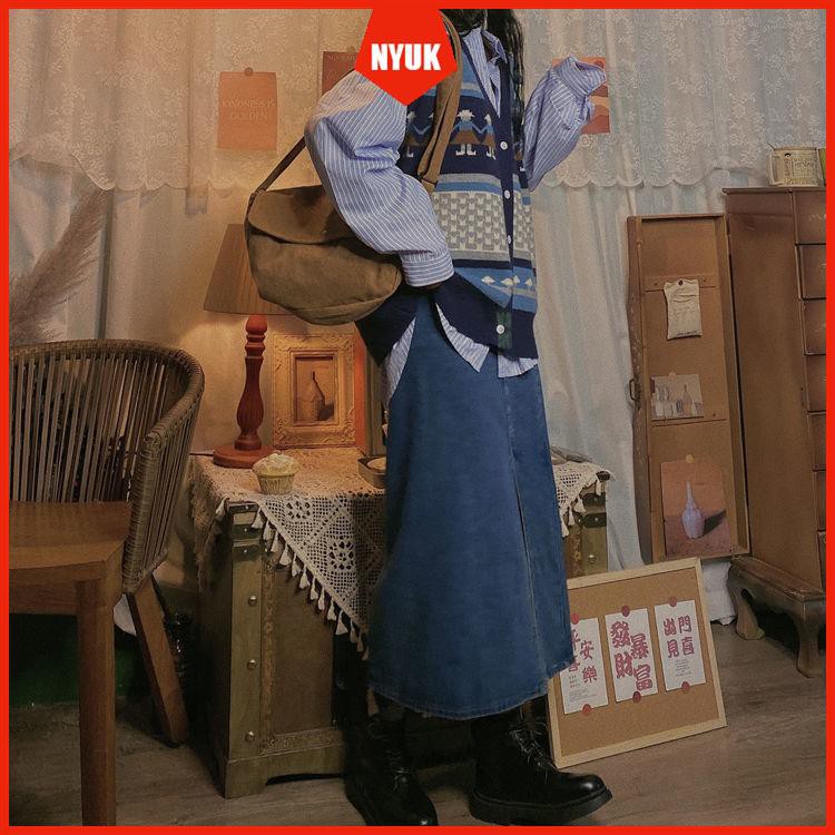 chân váy jean Lưng Cao Dáng Chữ A Xẻ Tà Phong Cách Retro | BigBuy360 - bigbuy360.vn