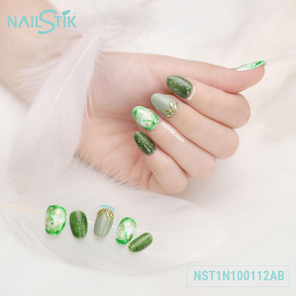 Móng úp thiết kế by NAILSTIK, màu xanh rêu, form móng bầu, ngắn/dài, 112