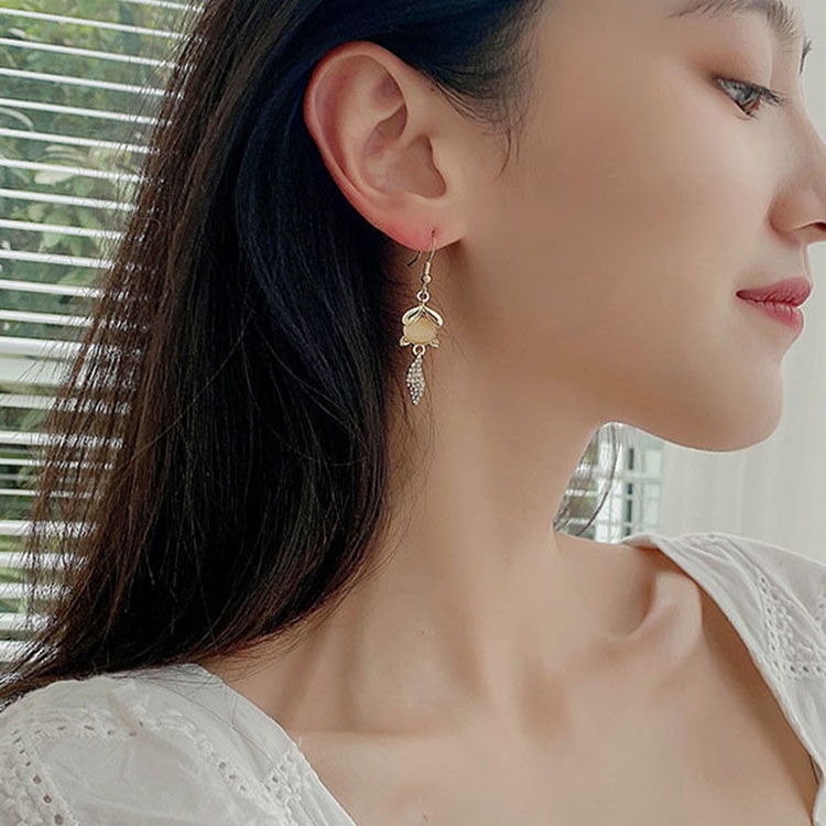 Đôi Bông Tai Hình Con Cáo Đính Đá Pha Lê Thời Trang Hàn Quốc