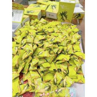1 hộp kẹo dứa 28 viên ngon ngọt