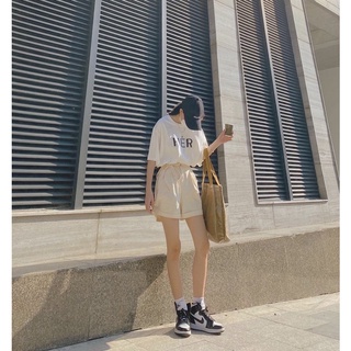 Quầ short buộc eo