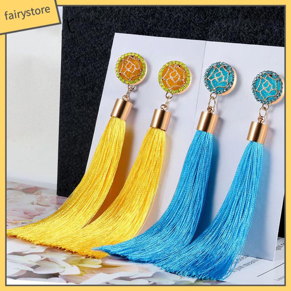 Khuyên Tai Dáng Dài Hình Hoa Hồng Phối Tua Rua Phong Cách Dân Tộc