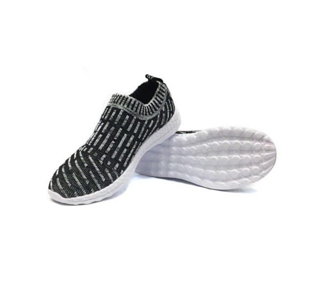 Giày thể thao trẻ em siêu nhẹ ,siêu êm VNXK