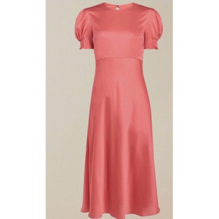 ĐẦM TIỆC XUẤT XỊN TED BAKER