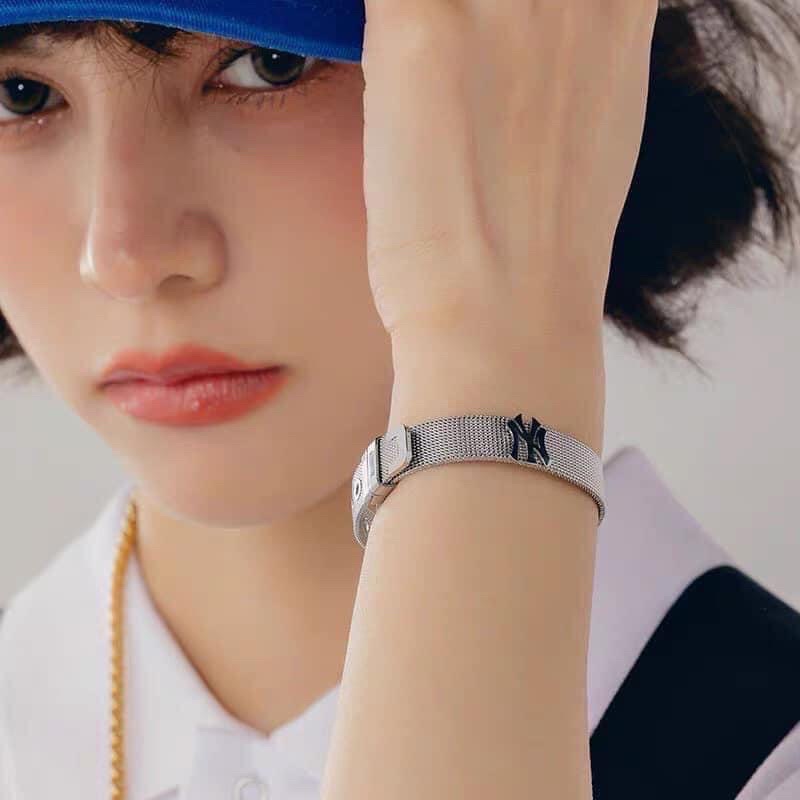 Vòng Tay Đôi, Vòng Tay MLB Logo NY Full Box Chất Liệu Titan Không Rỉ