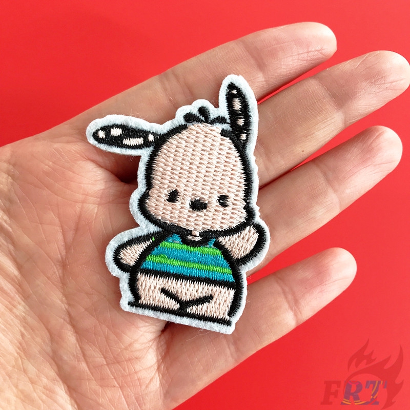 Bộ 1 / 2 miếng dán ủi trang trí quần áo họa tiết chữ Sanrio Pochacao