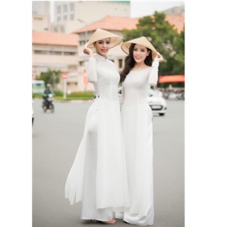 Áo dài trắng kèm quần