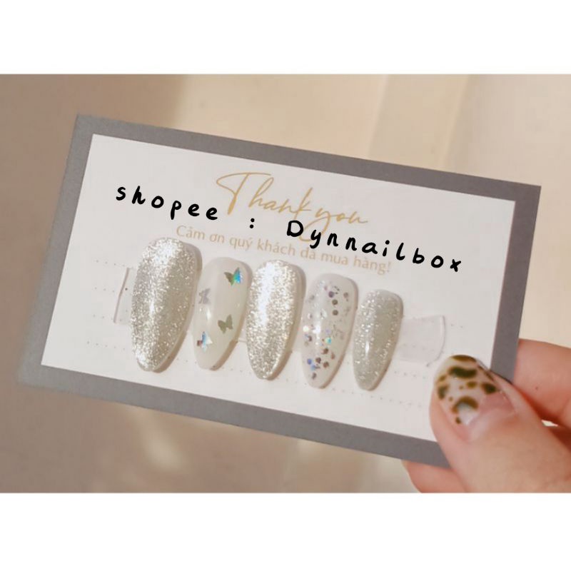 Nail box kim tuyến màu trắng