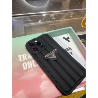 ỐP LƯNG PRADA ĐEN
