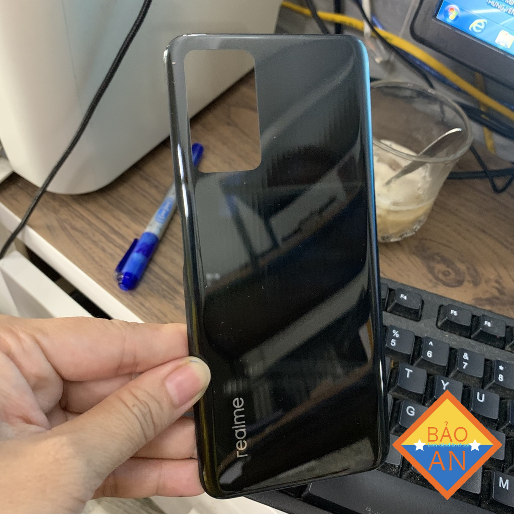 nắp lưng realme 9i