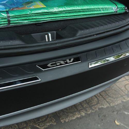 NẸP CHỐNG TRẦY CỐP SAU NHỰA ĐEN PHẢN QUANG XE HONDA CRV 2018