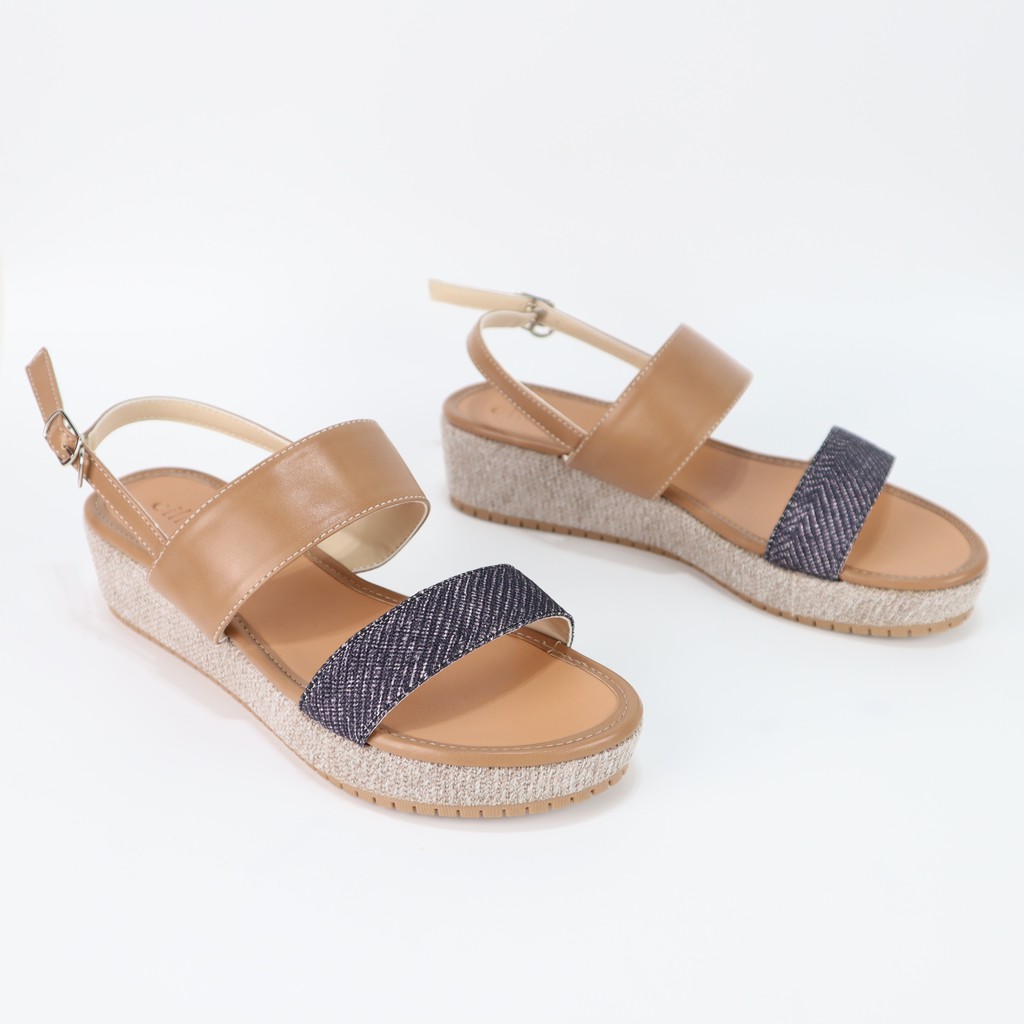 [Mã WABRWS giảm 15% đơn 150K] Giày sandal đế bánh mì Cillie 1057