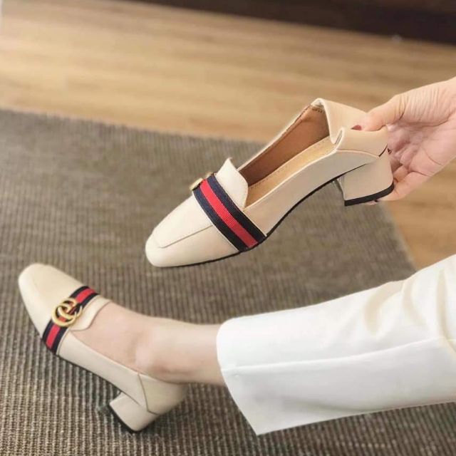 2 đôi sục 150k, 1 đôi tính giá 85k