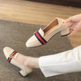 2 đôi sục 150k, 1 đôi tính giá 85k