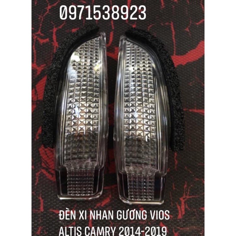 2 Đèn xi nhan gương toyota camry, vios, yaris, corola altis, venza.v.v.  made in JAPAN 2013-2020