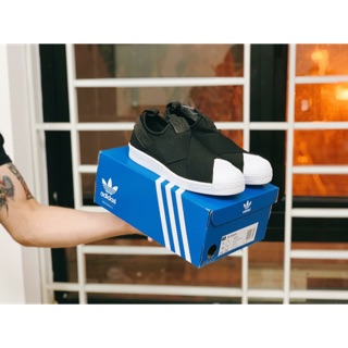 Giày slipon adidas