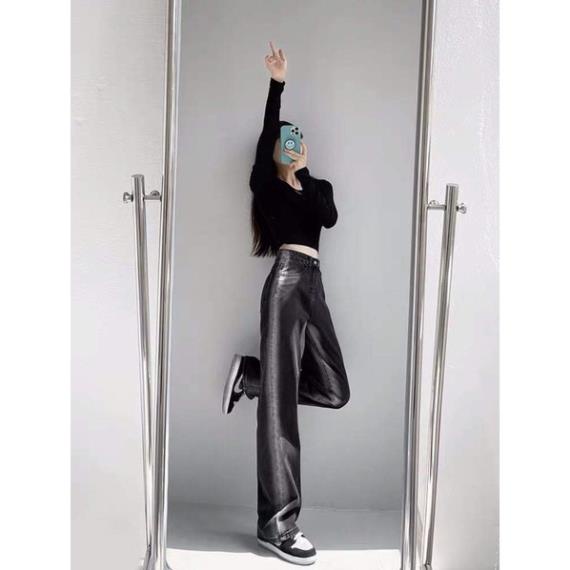 Quần bò ống rộng dài chân màu đen khói loang 2 bên TC