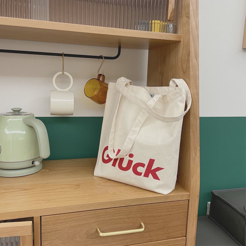 Túi xách canvas in chữ phong cách Đức