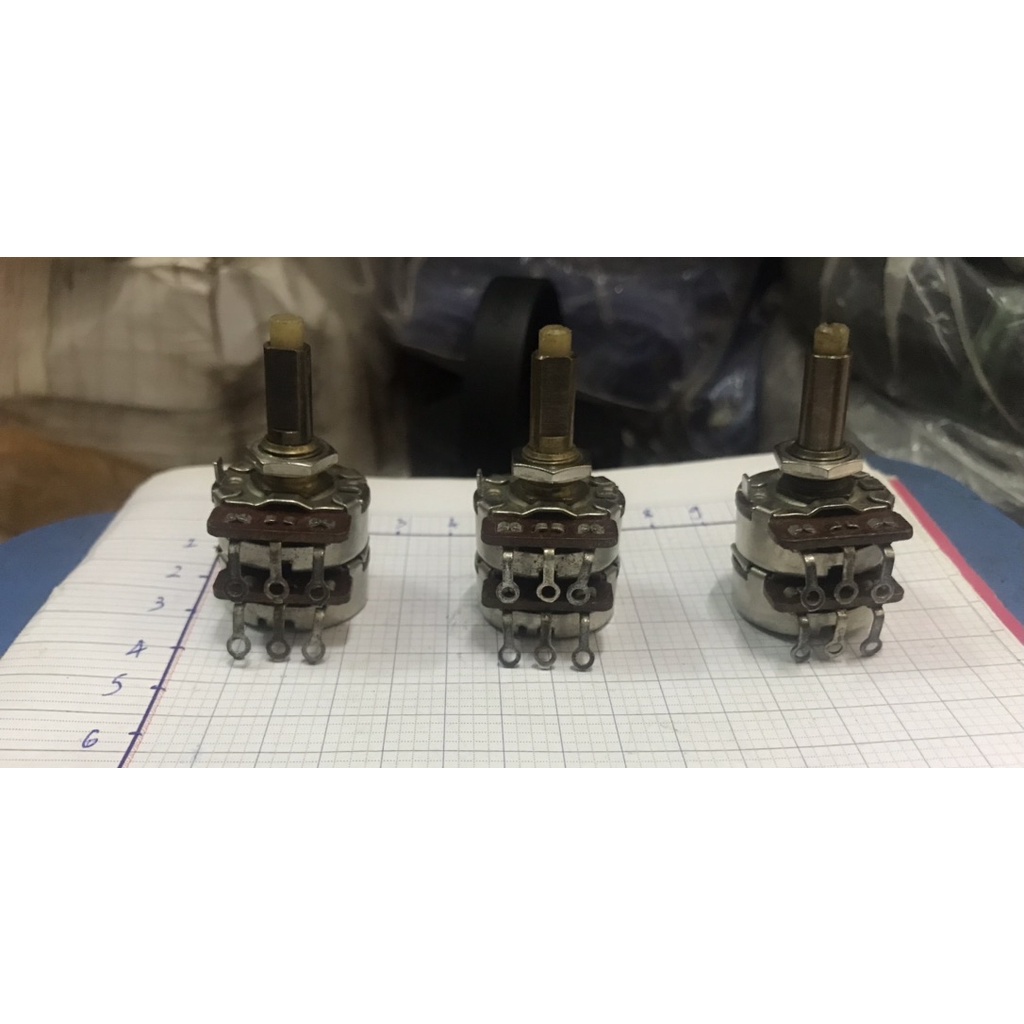 Biến trở đôi / Triết Áp đôi / Chiết Áp Đôi /600 Ôm/ 700 Ôm/ 1K/ 4K/ 5K -
