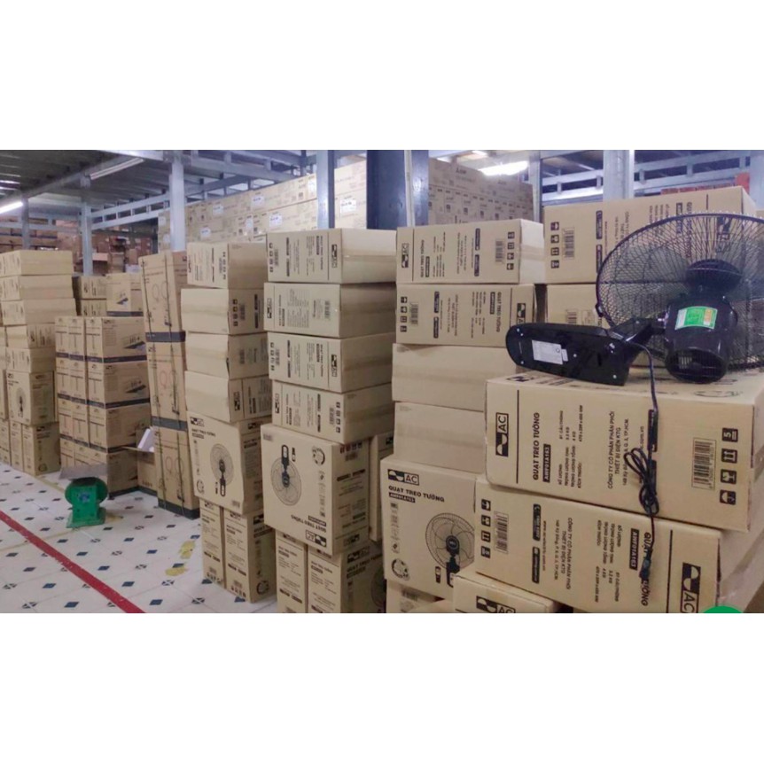 Quạt Treo Tường AC AWF01A163 Made in Malaysia, công suất 50W, remote điều khiển