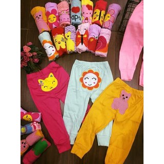 Combo 5 quần mông thú thêu carter cho bé