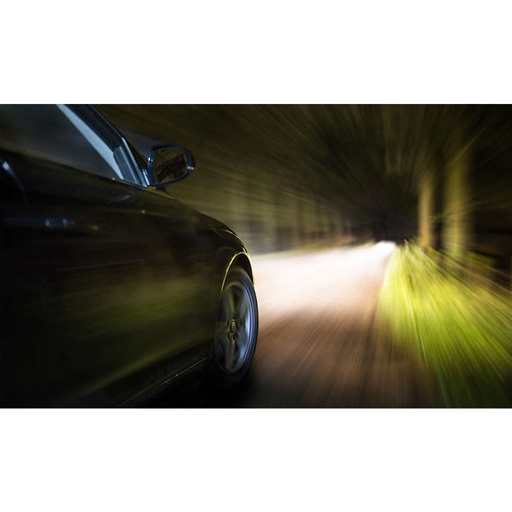 Hộp 2 Bóng Đèn Pha Xe Hơi Philips X-tremeVision Plus + 130% H1 12258XVPS2 12V 55W 3700K - Hàng Chính Hãng